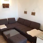 4* + 5* Luxury *